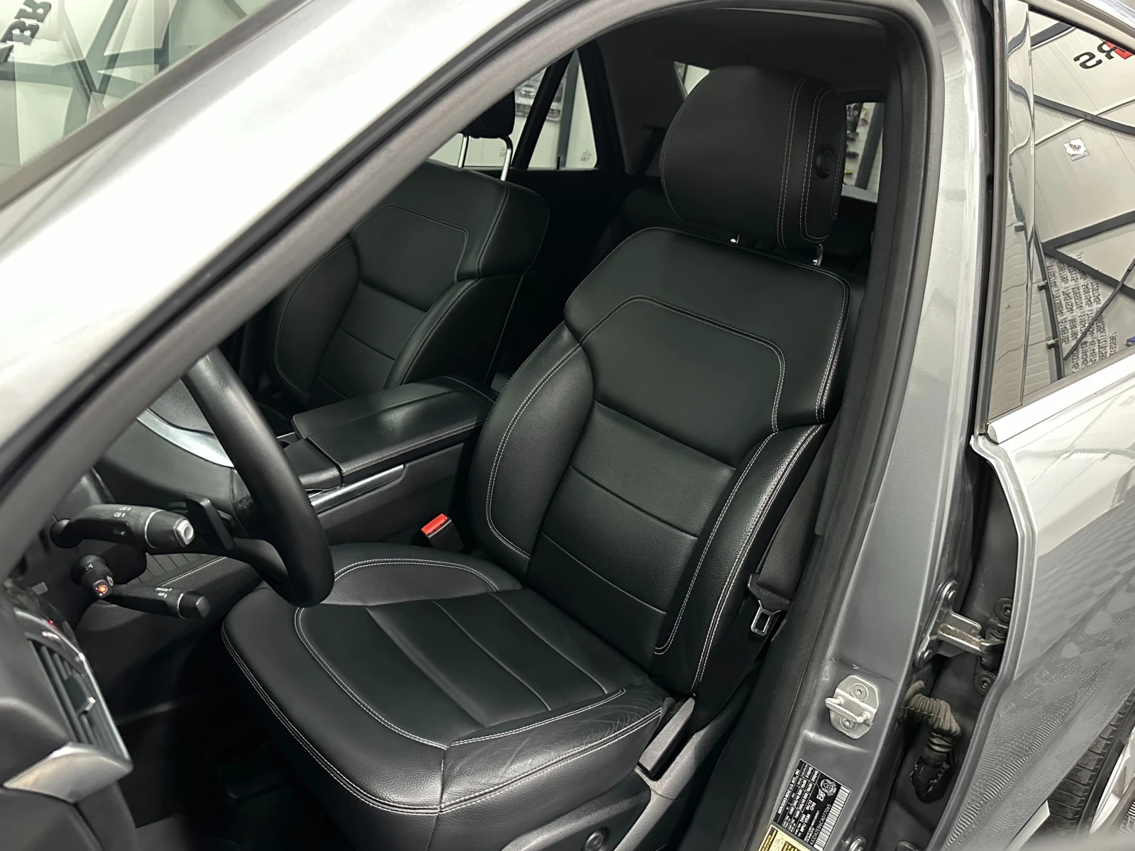 Mercedes-Benz ML 350 AMG* 137 000KM* МЪРТВИ ТОЧКИ* H/K* ПОДГРЕВ, снимка 14 - Автомобили и джипове - 49577204