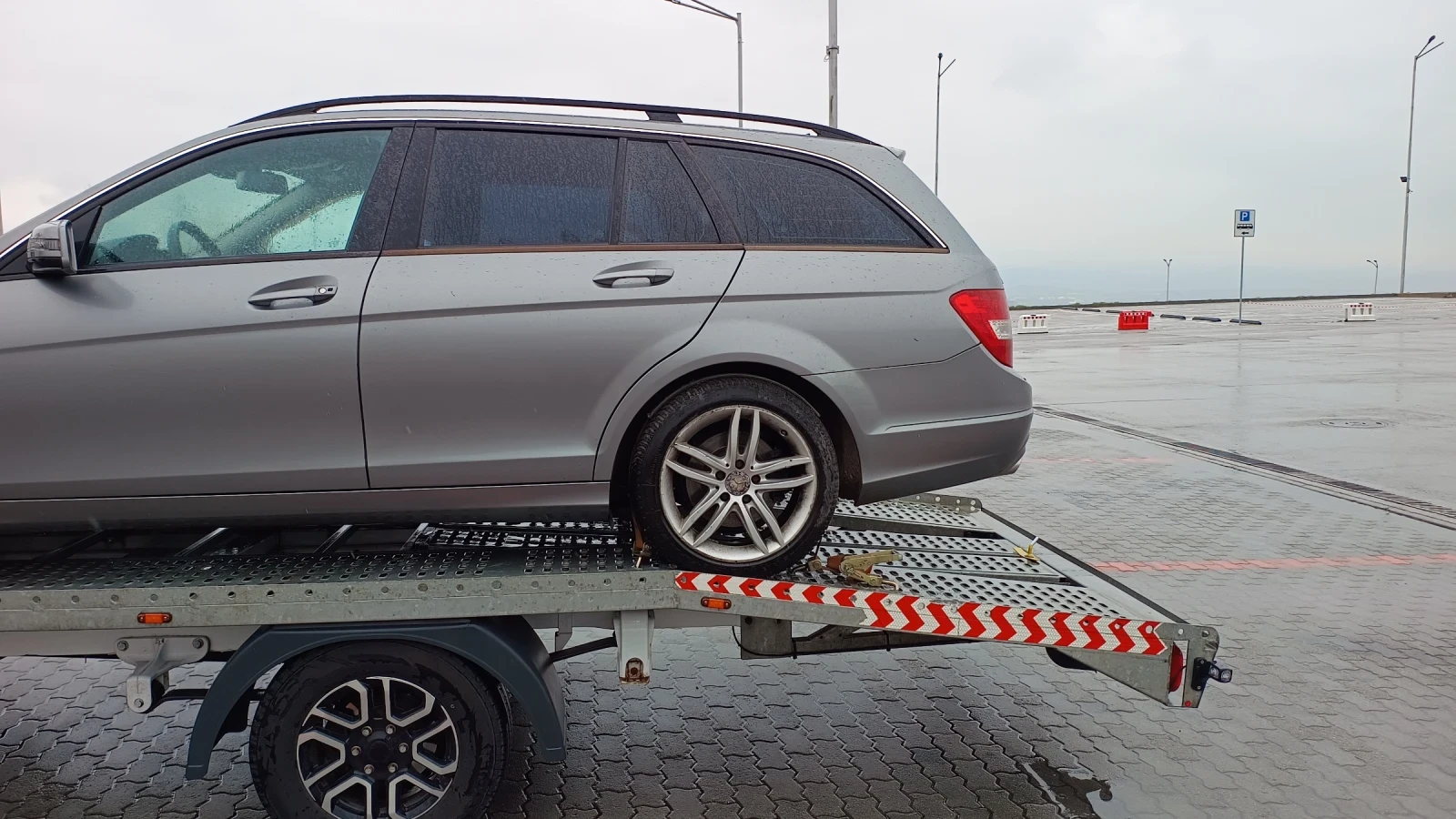Mercedes-Benz C 220  - изображение 4