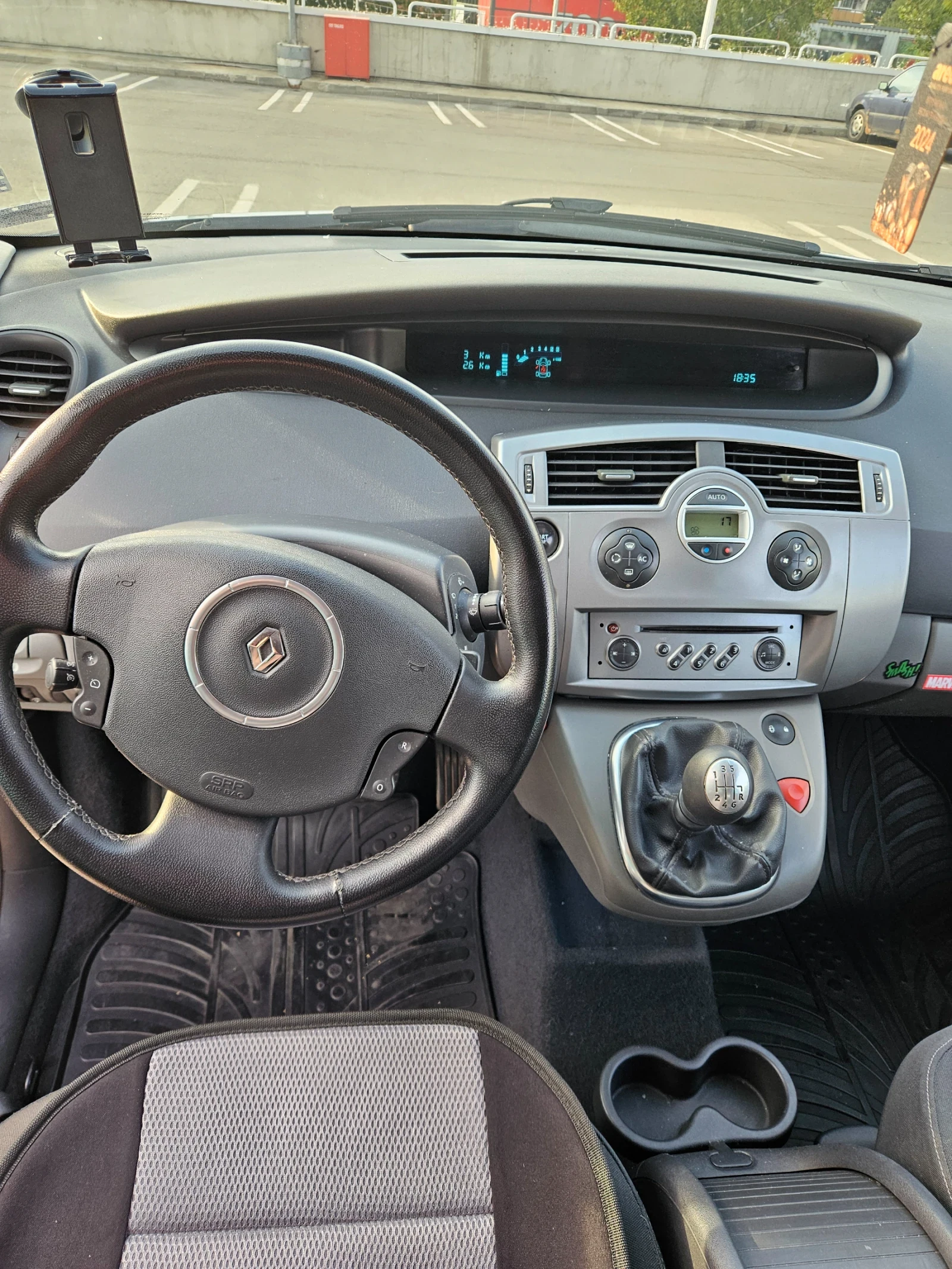 Renault Scenic  - изображение 9