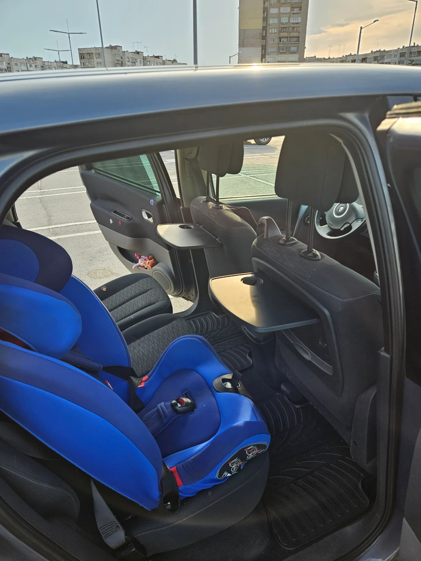 Renault Scenic  - изображение 7