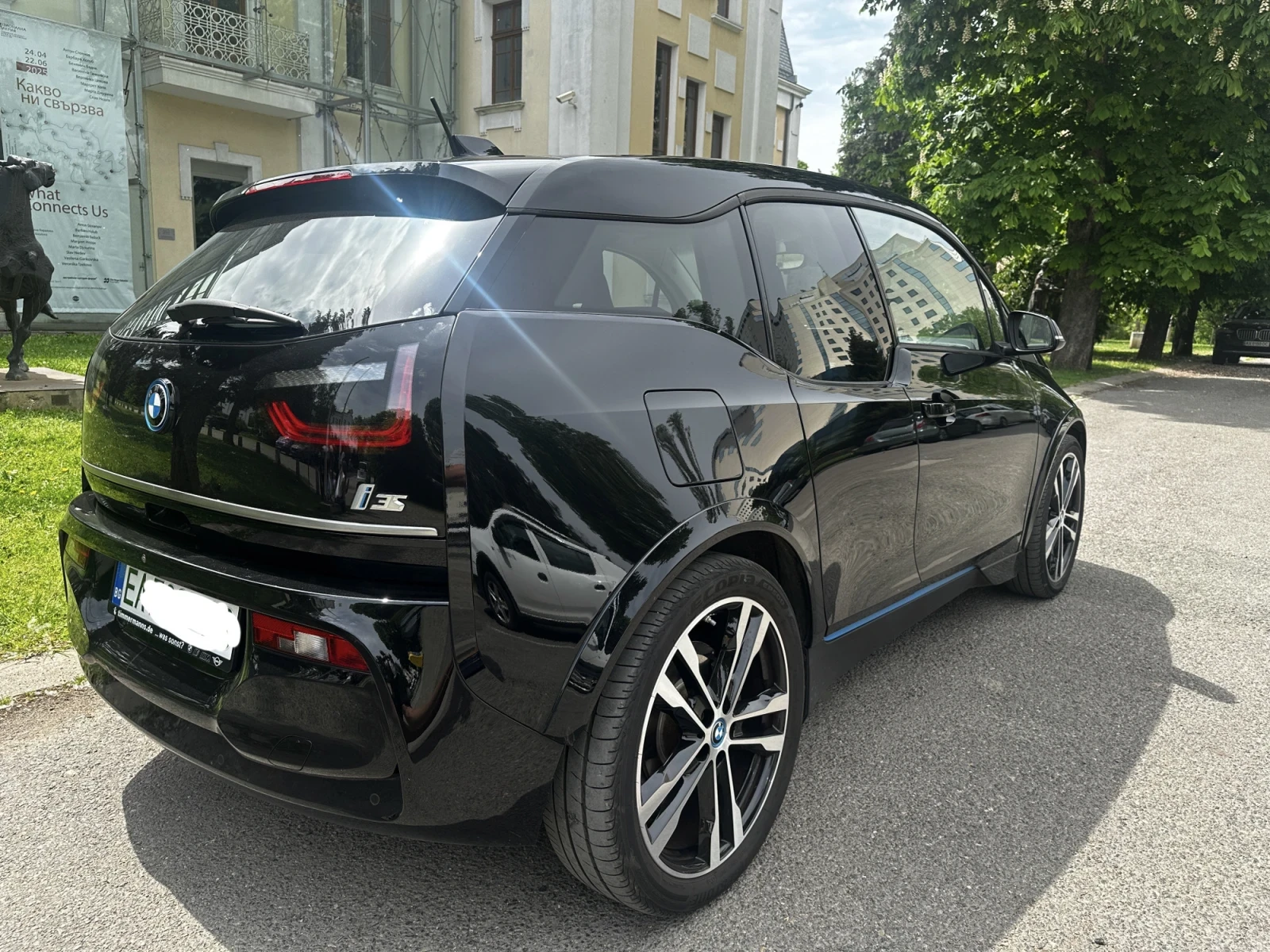 BMW i3 S 120Ah Heatpump/Adapt.LED/Comfort/Гаранция - изображение 5