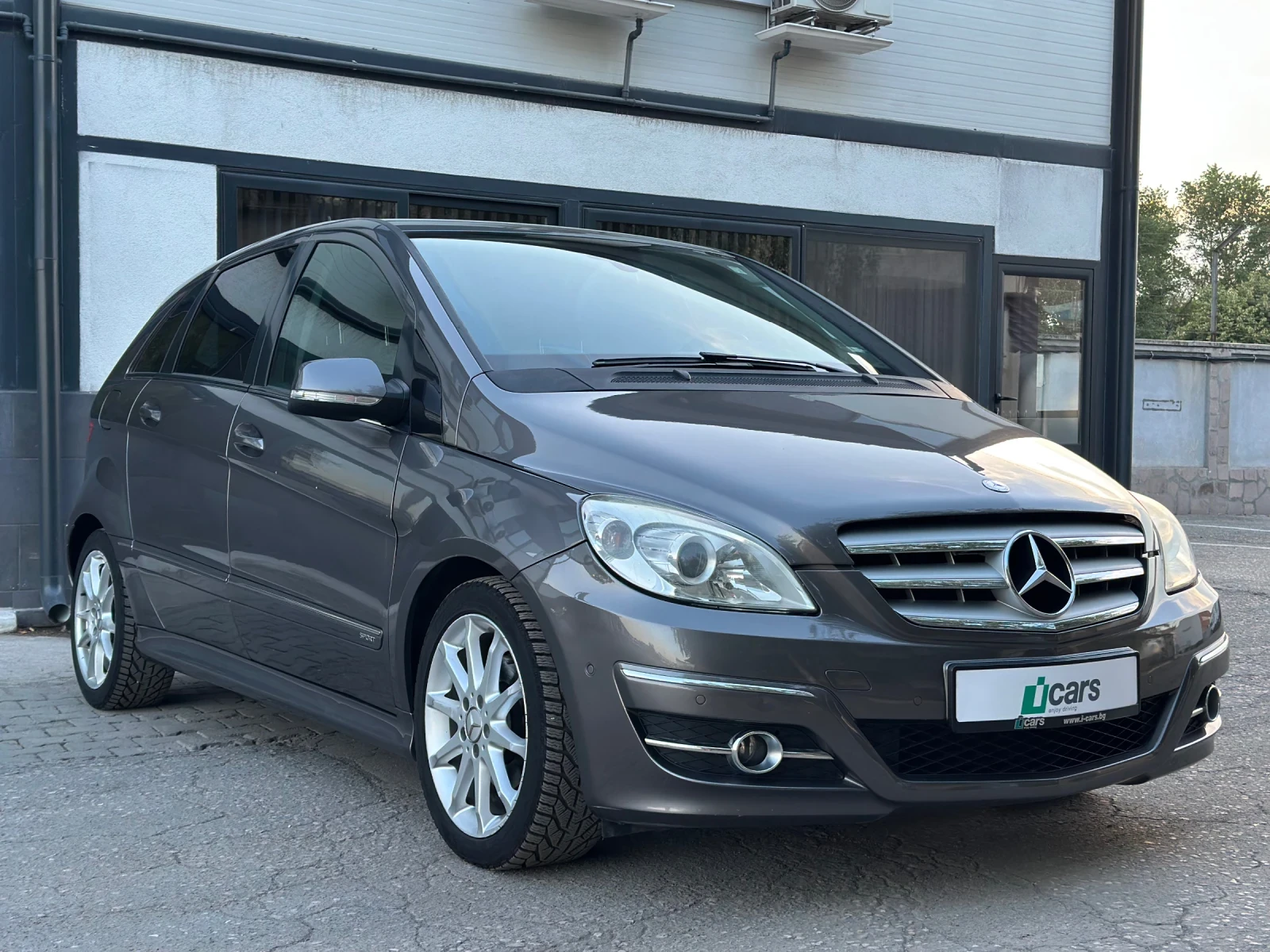 Mercedes-Benz B 200  - изображение 3