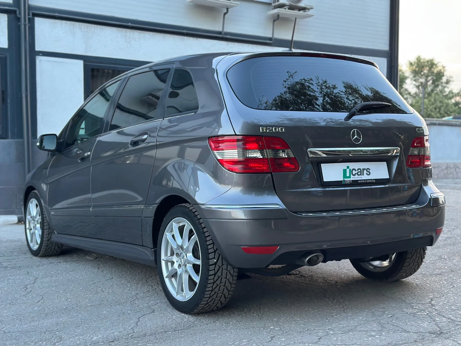 Mercedes-Benz B 200  - изображение 4