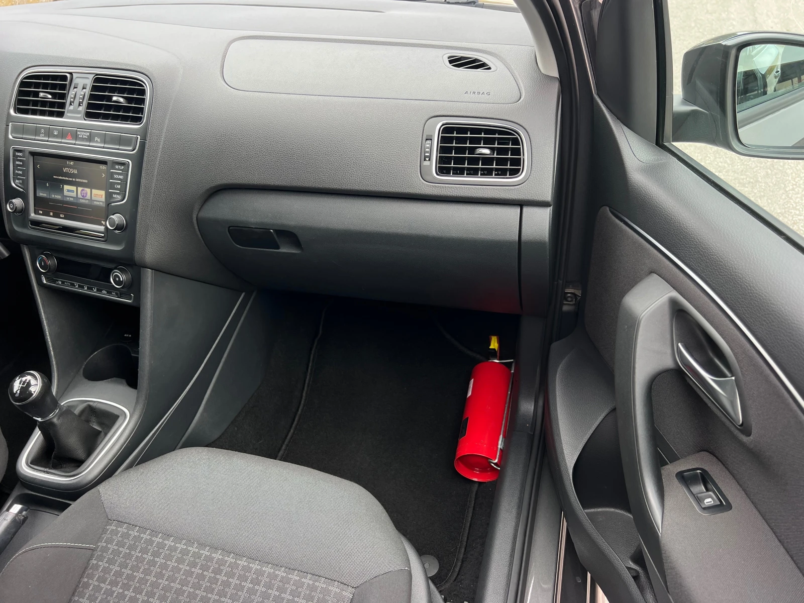 VW Polo 1.4HDI KLIMATRONIK/NAVI/UNIKAT | Mobile.bg   12