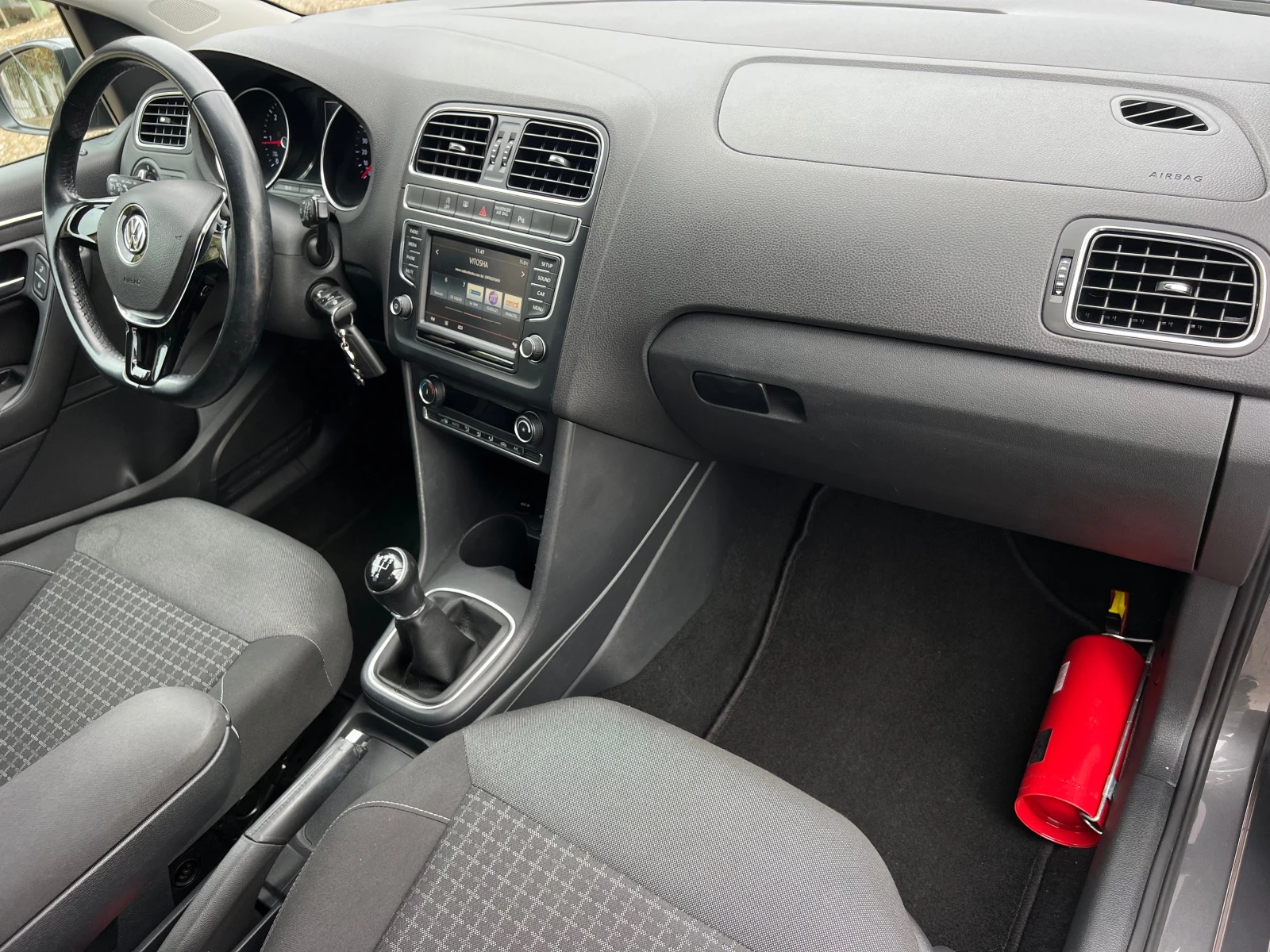 VW Polo 1.4HDI KLIMATRONIK/NAVI/UNIKAT | Mobile.bg   13