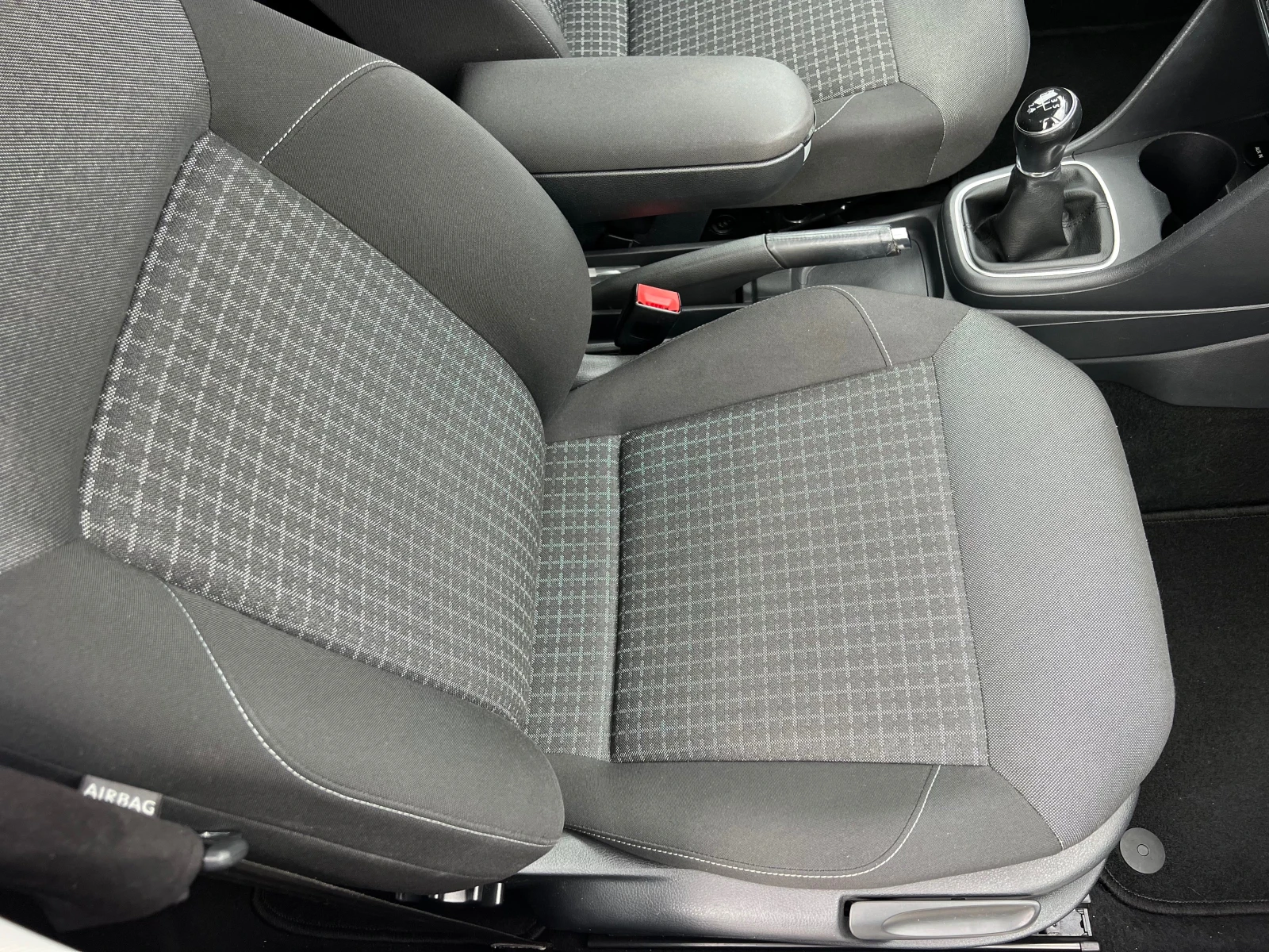 VW Polo 1.4HDI KLIMATRONIK/NAVI/UNIKAT | Mobile.bg   14