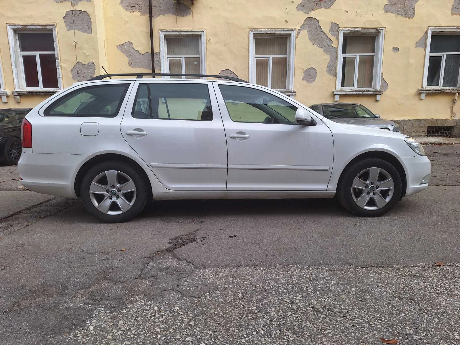 Skoda Octavia 1.6 TDI DSG AUTOMAT  - изображение 4