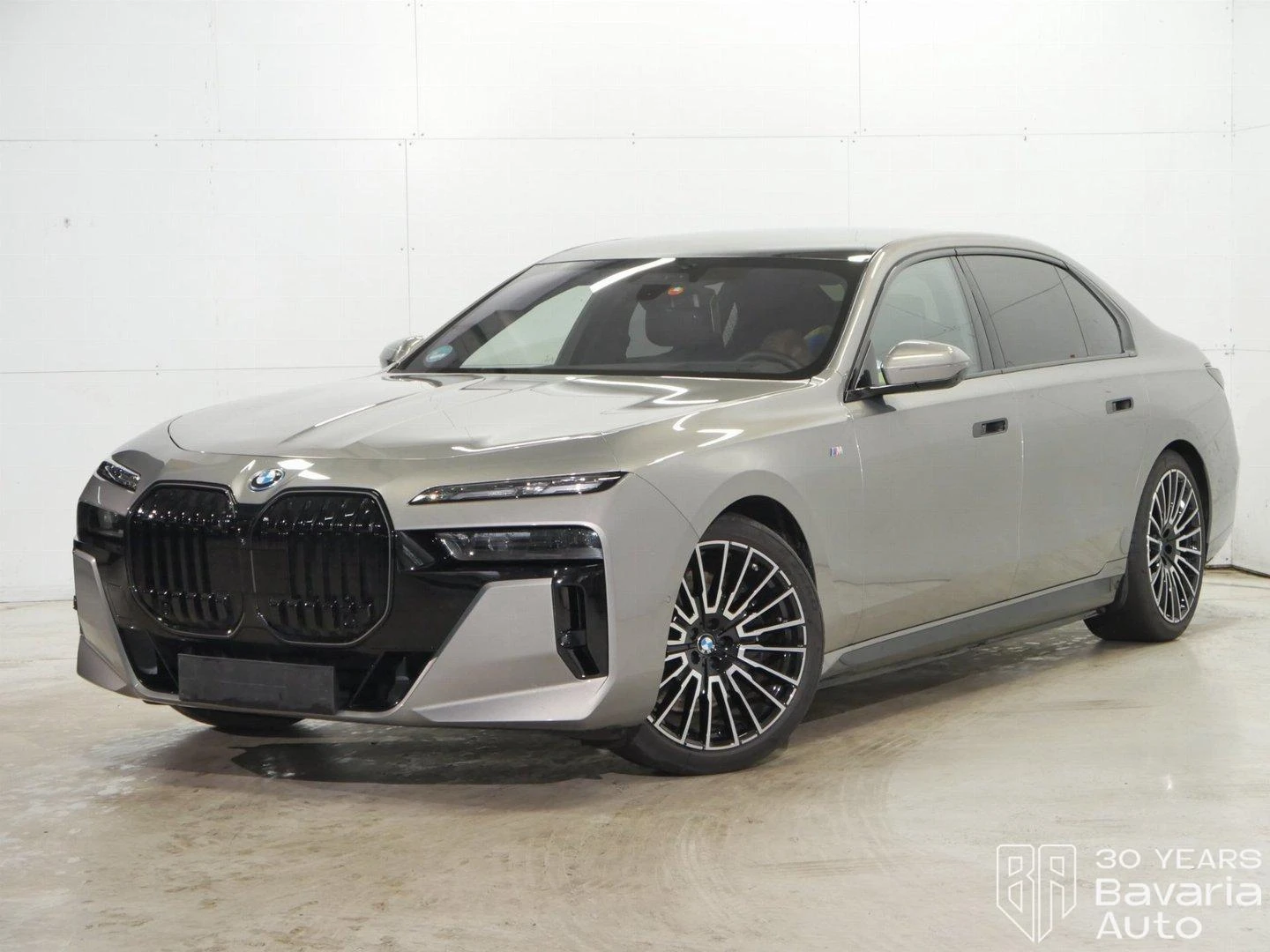 BMW i7 50 eDrive M Sport Paket | Mobile.bg � ����������� 1