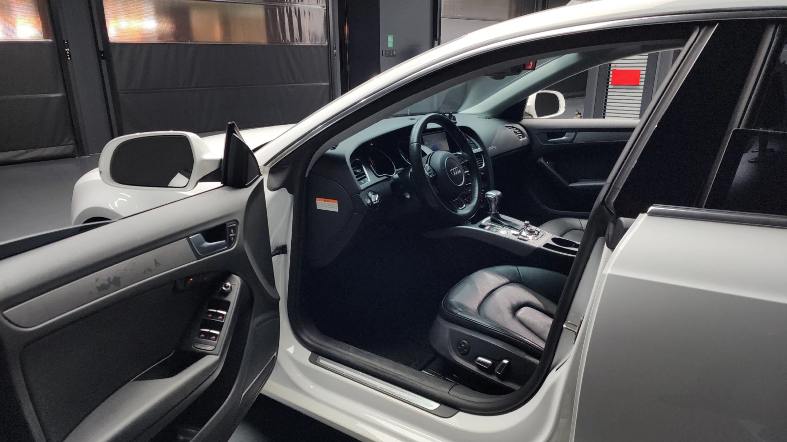 Audi A5 2.0TDI/4x4/Пълна сервизна история !!! - изображение 5