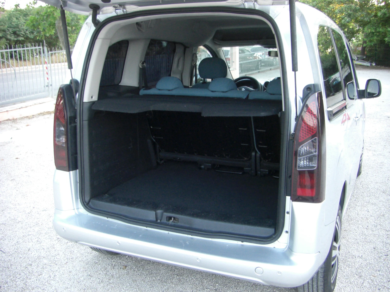 Citroen Berlingo 1.6HDI Multispace EURO 5A | Mobile.bg � ����������� 16
