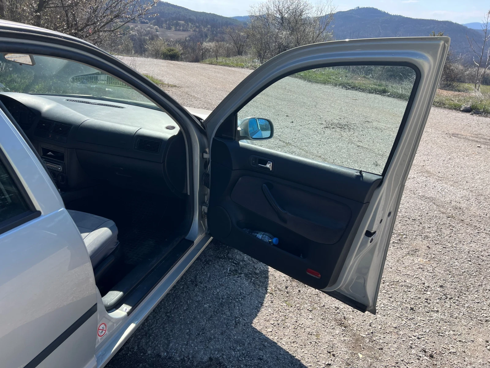 VW Golf 1.9tdi 110к.с., снимка 11 - Автомобили и джипове - 54097992