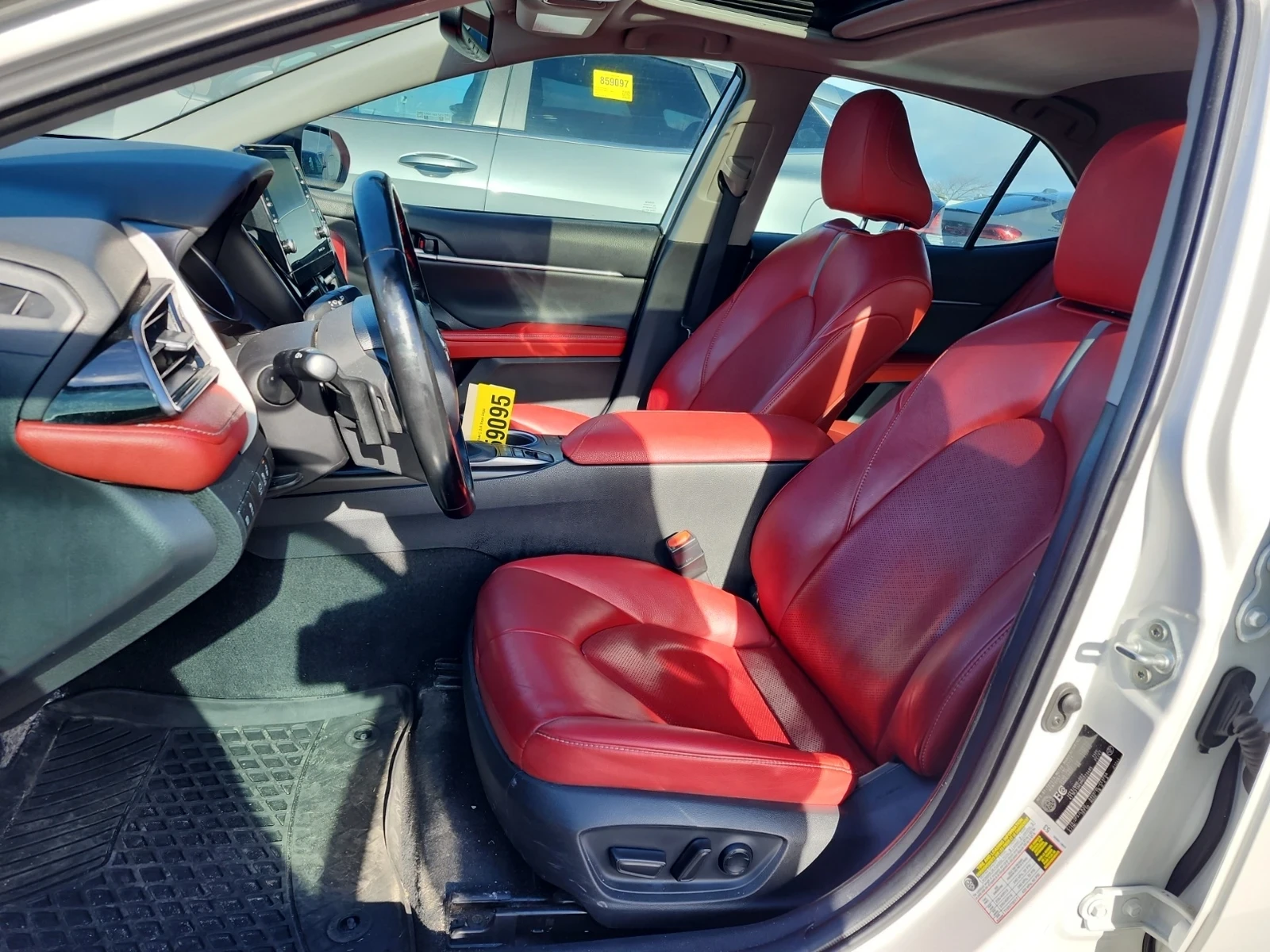 Toyota Camry HYBRID XSE  , снимка 5 - Автомобили и джипове - 54155419