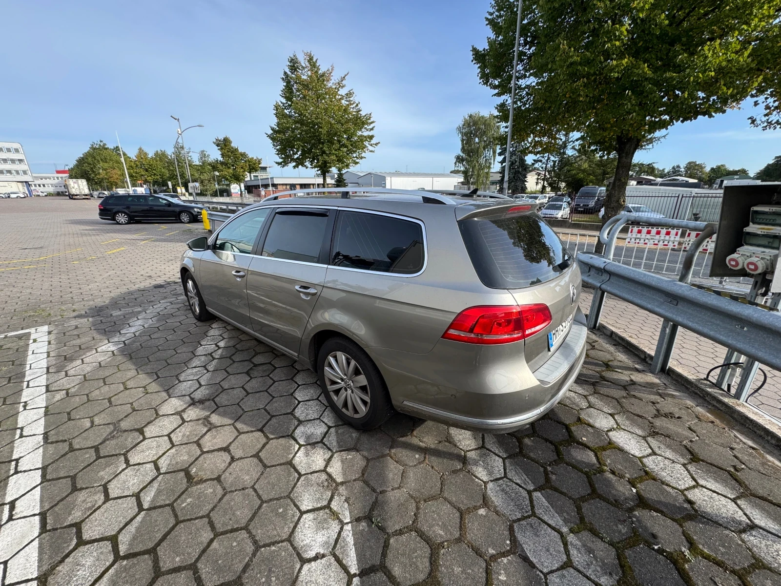 VW Passat, снимка 3 - Автомобили и джипове - 54242920