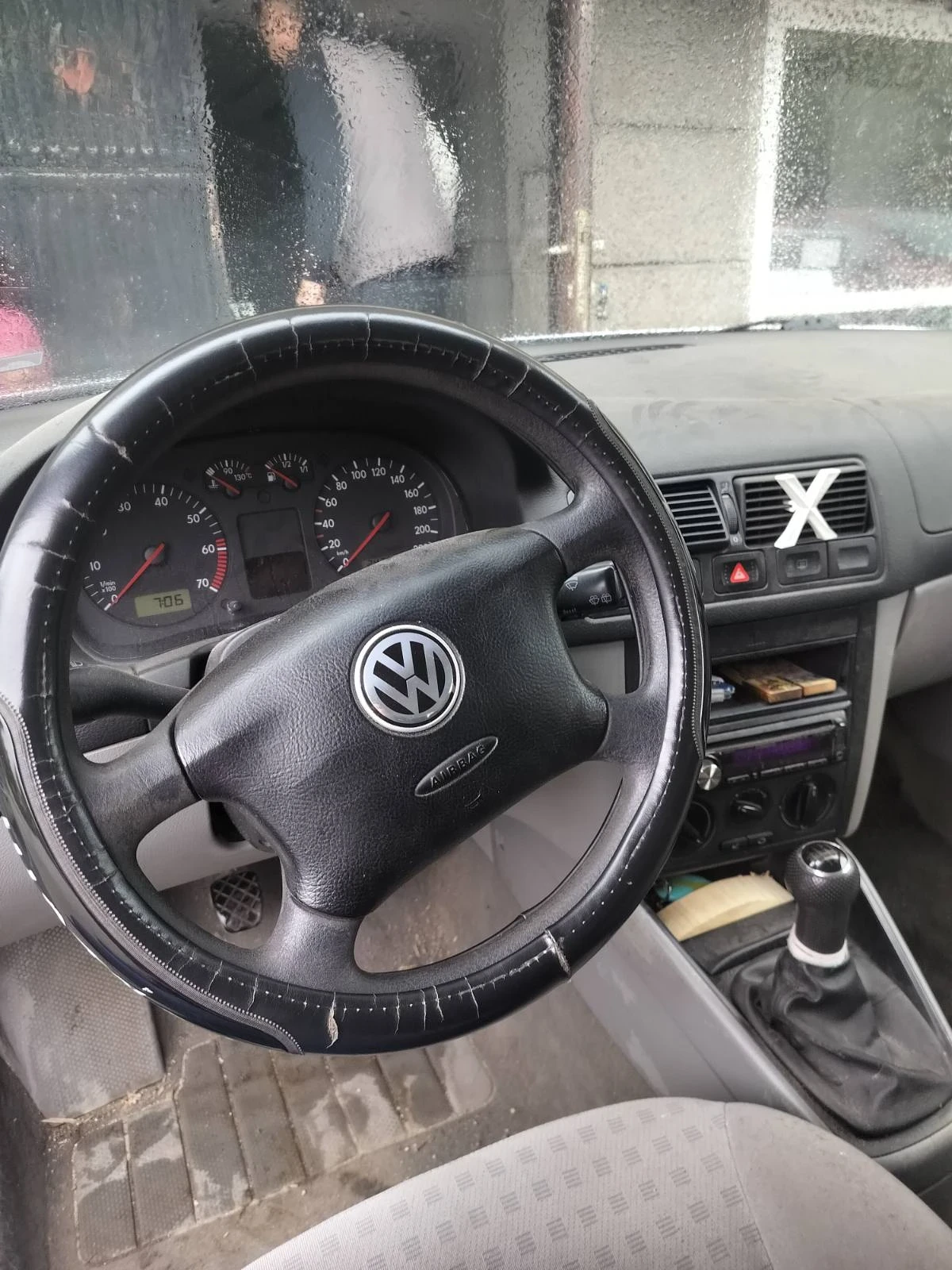 VW Golf 1, 4 бензин, снимка 2 - Автомобили и джипове - 54588927