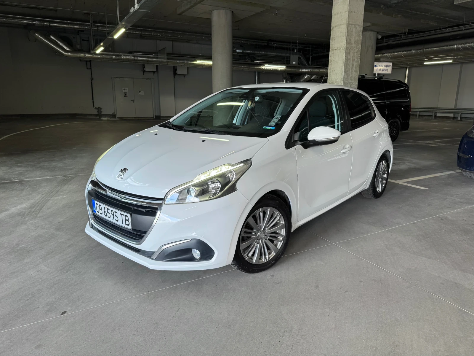 Peugeot 208