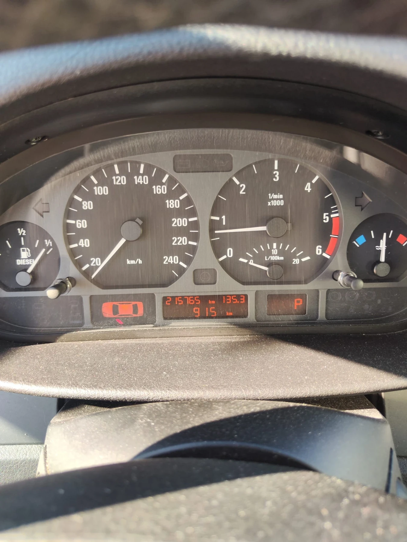 BMW 320, снимка 8 - Автомобили и джипове - 54703571