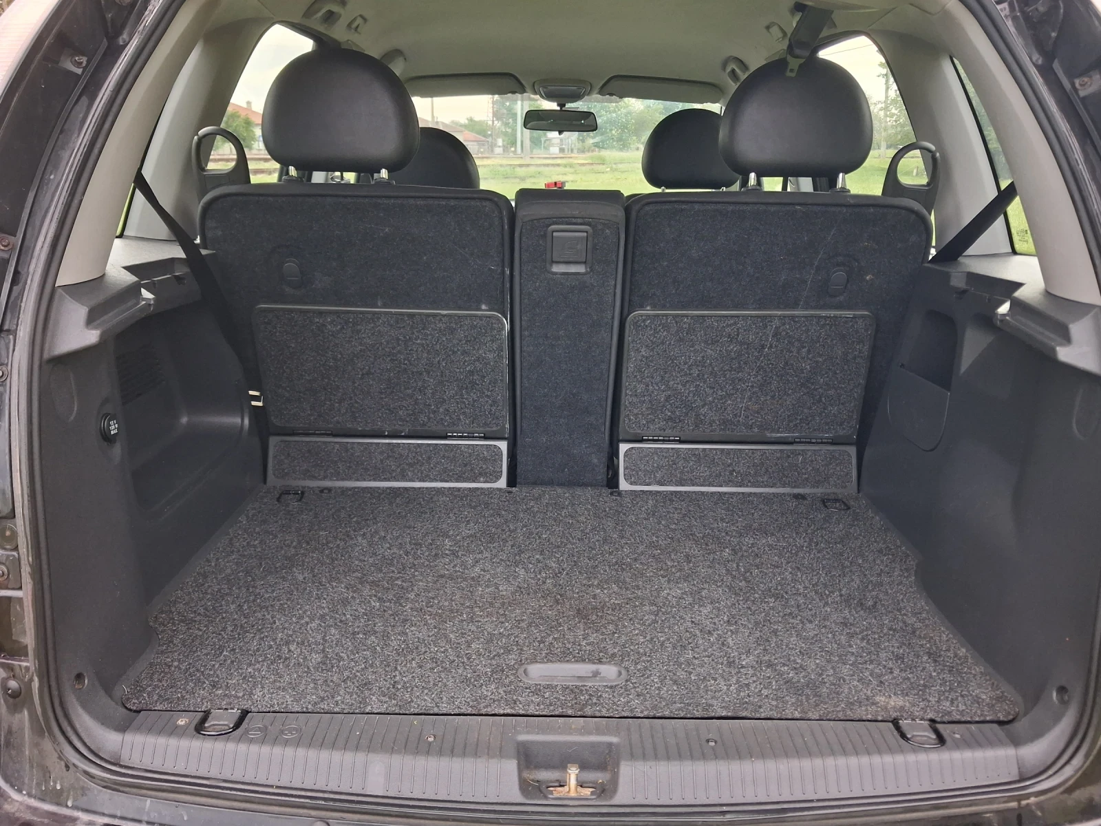 Opel Meriva 1.6 Бензин Климатик ?, снимка 14 - Автомобили и джипове - 54724967