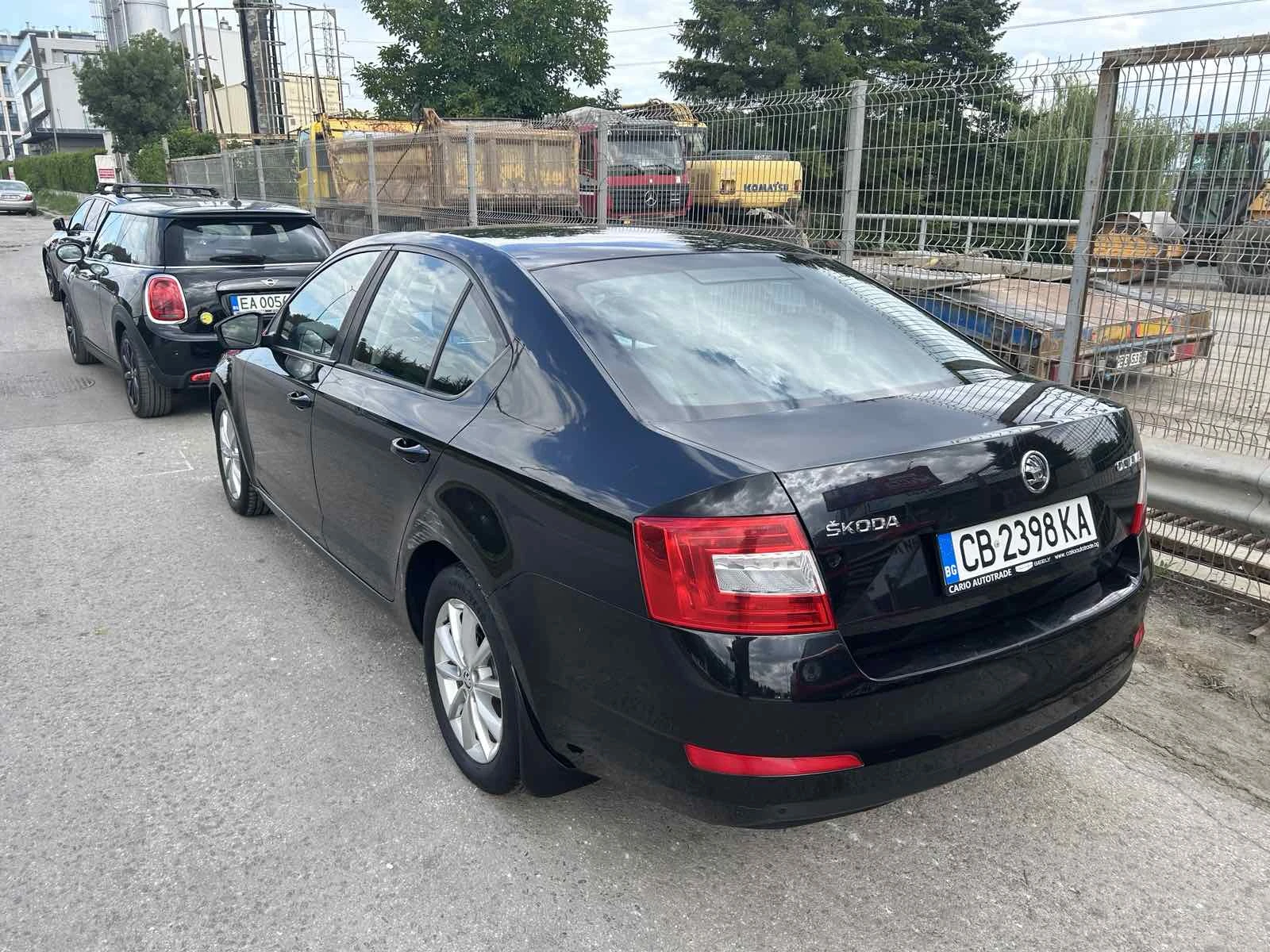 Skoda Octavia, снимка 2 - Автомобили и джипове - 54957436