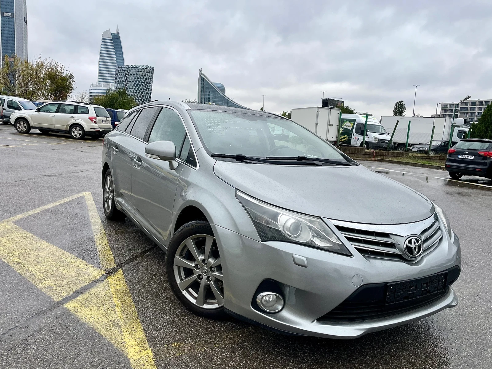 Toyota Avensis Панорама jbl