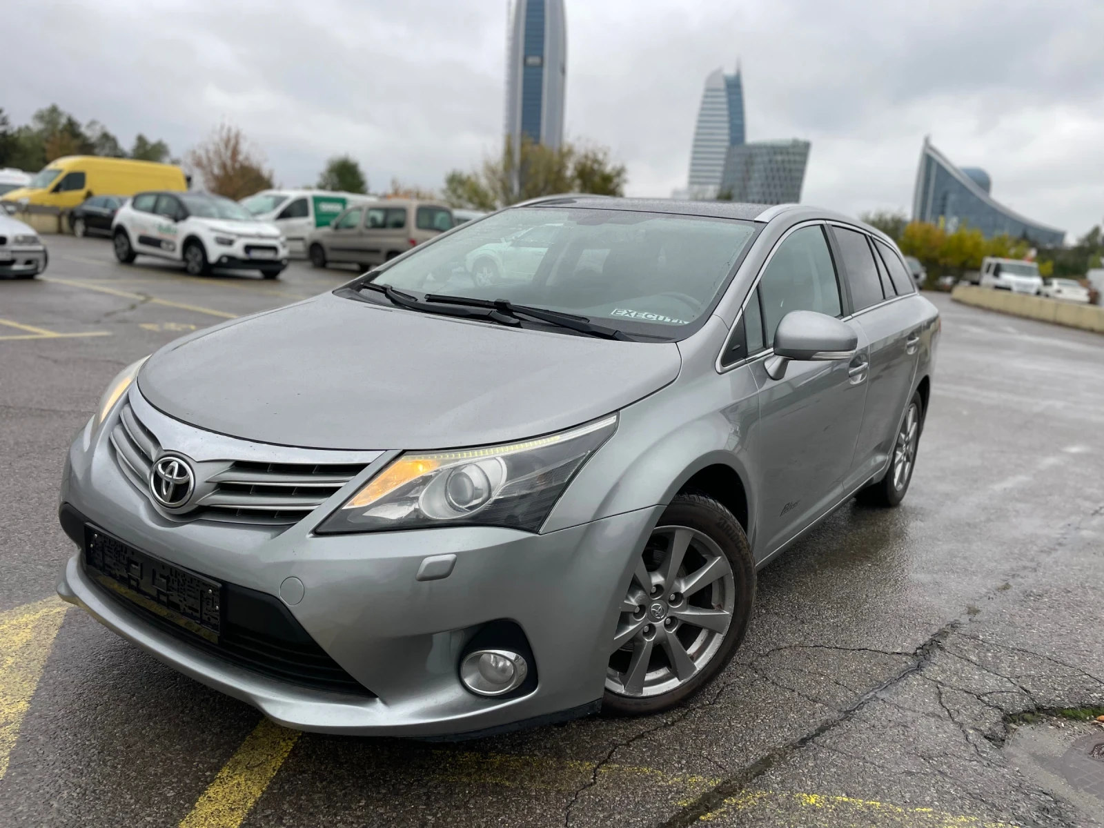 Toyota Avensis Панорама jbl, снимка 9 - Автомобили и джипове - 55087163
