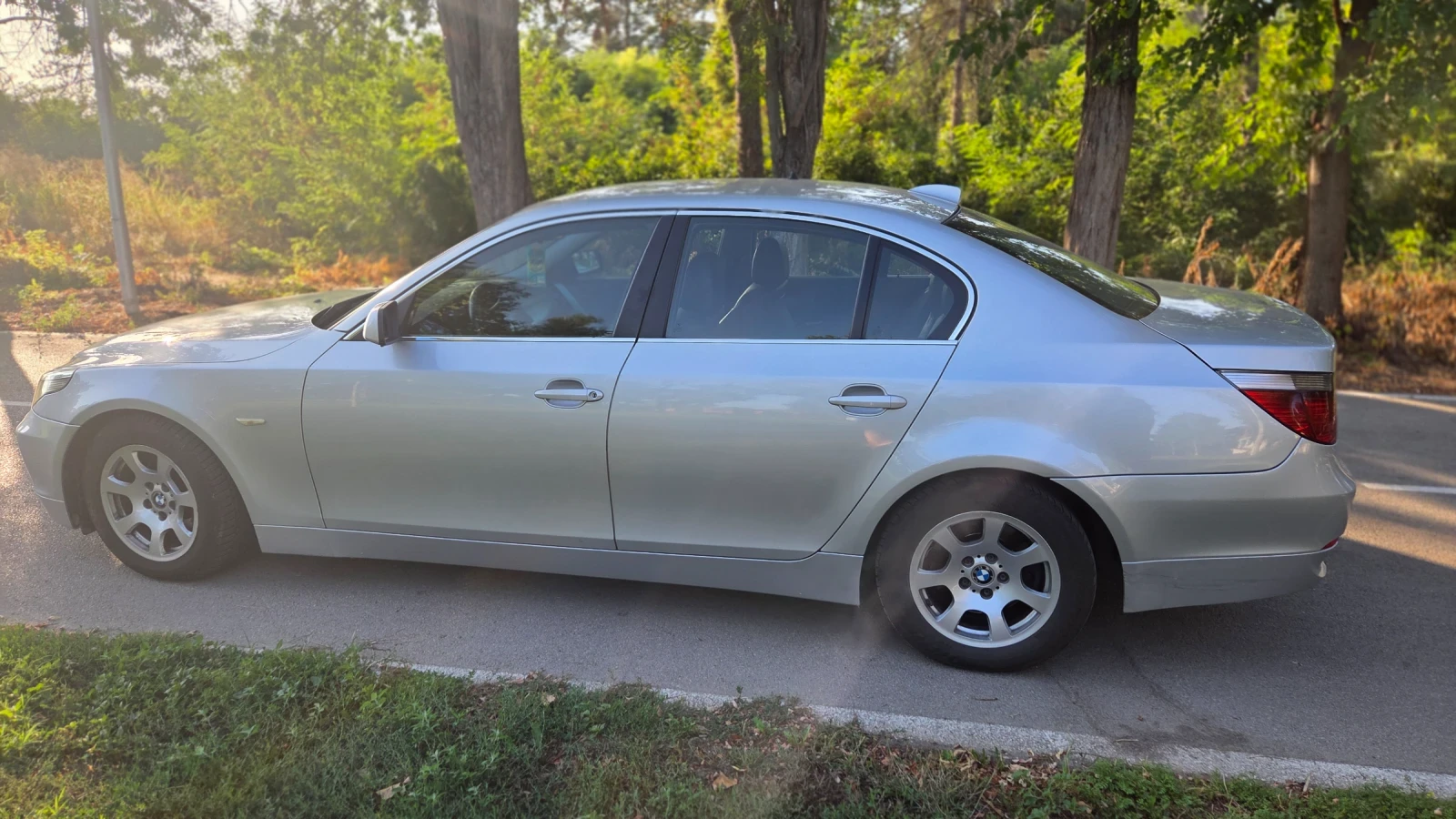 BMW 530, снимка 7 - Автомобили и джипове - 55890639