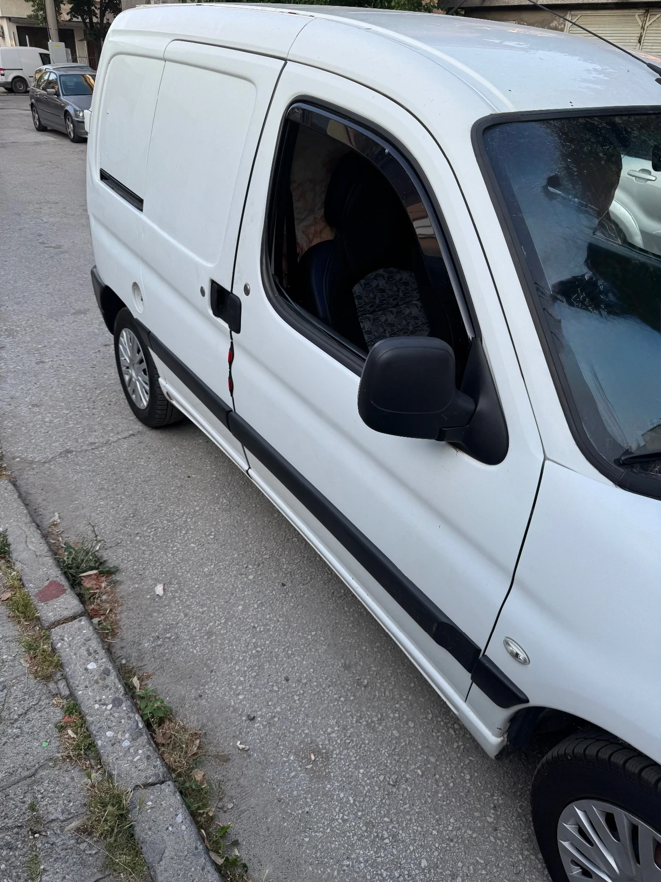Peugeot Partner, снимка 2 - Автомобили и джипове - 55936946