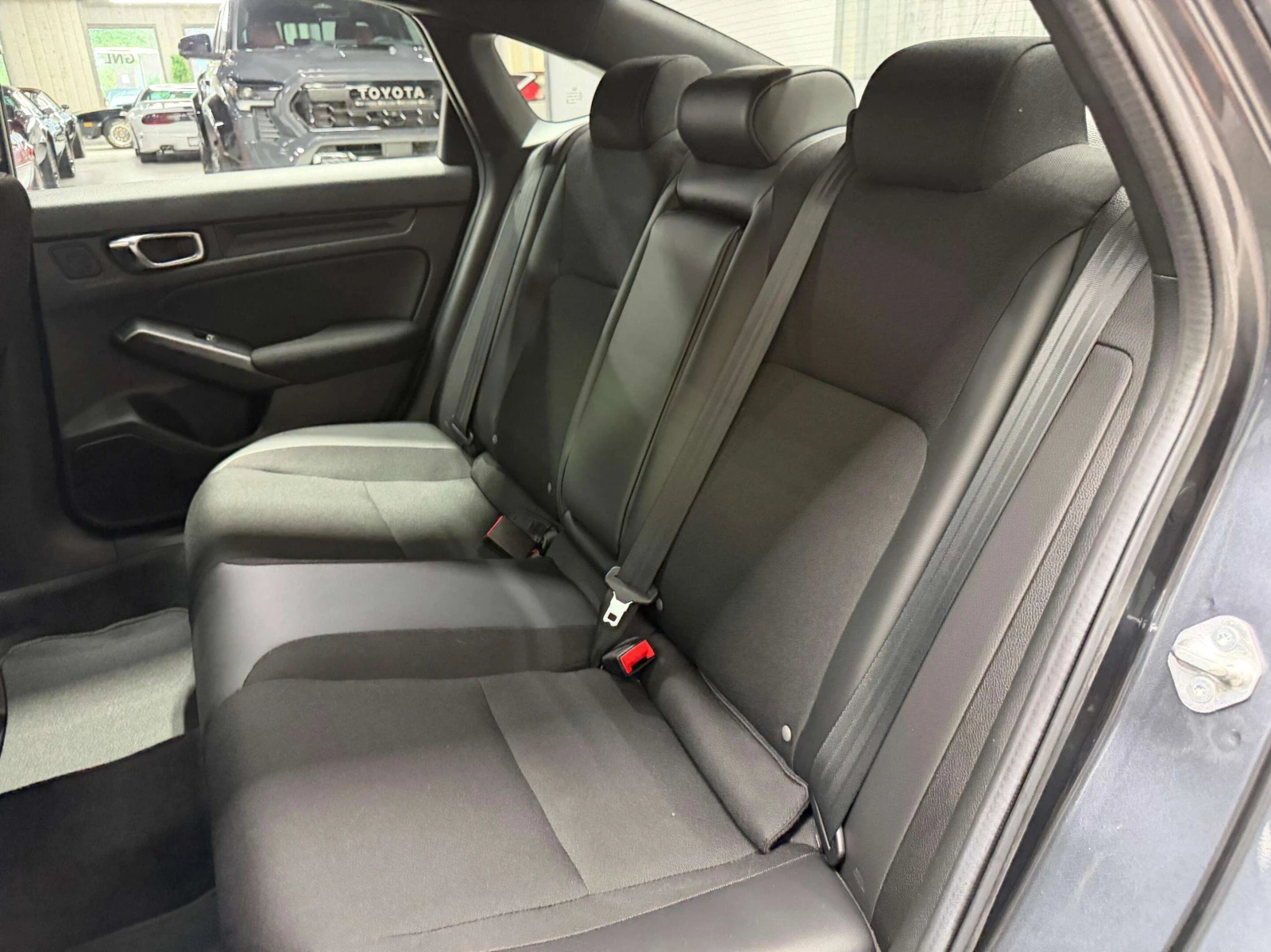 Honda Civic SPORT SEDAN, АВТОКРЕДИТ, снимка 16 - Автомобили и джипове - 55967951