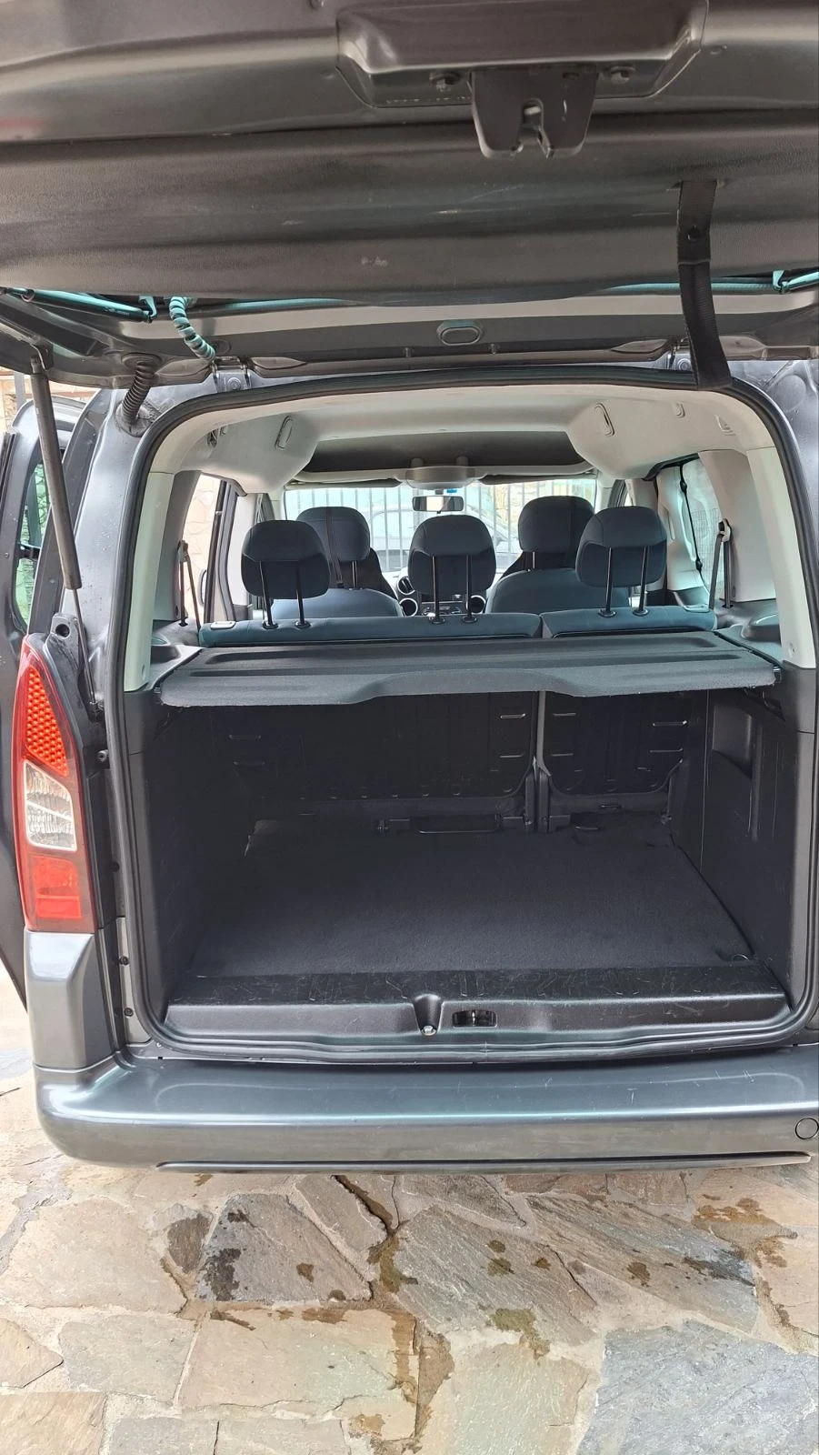 Citroen Berlingo 1.6 HDI , снимка 6 - Автомобили и джипове - 56135302