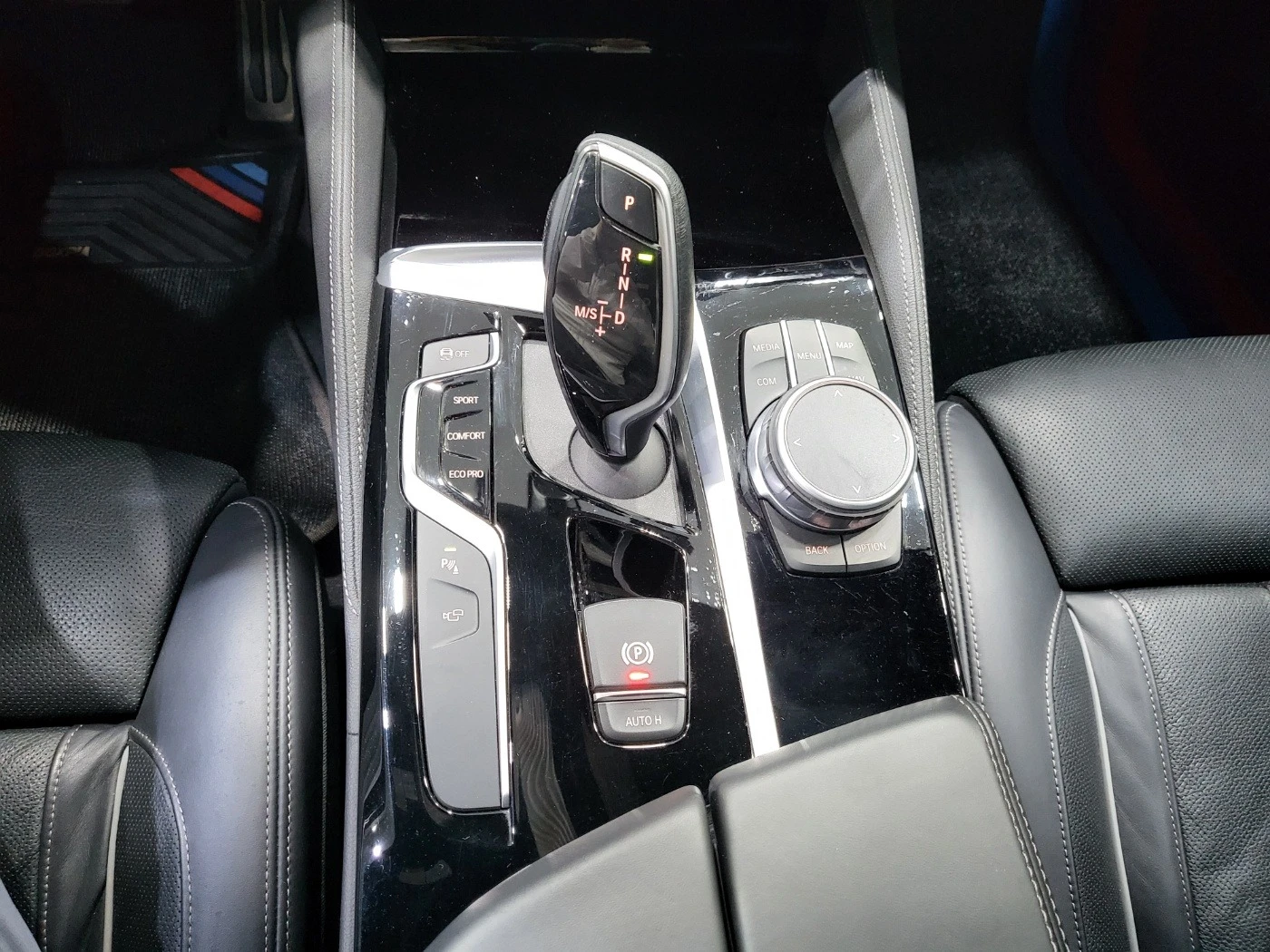 BMW 530 XDRIVE M-SPORT+ * ������ ����* FULL MAX | Mobile.bg � ����������� 14