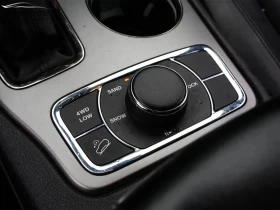 Jeep Grand cherokee Limited X* Keyless* Blind Spot* Камера* Пано* Подг, снимка 15