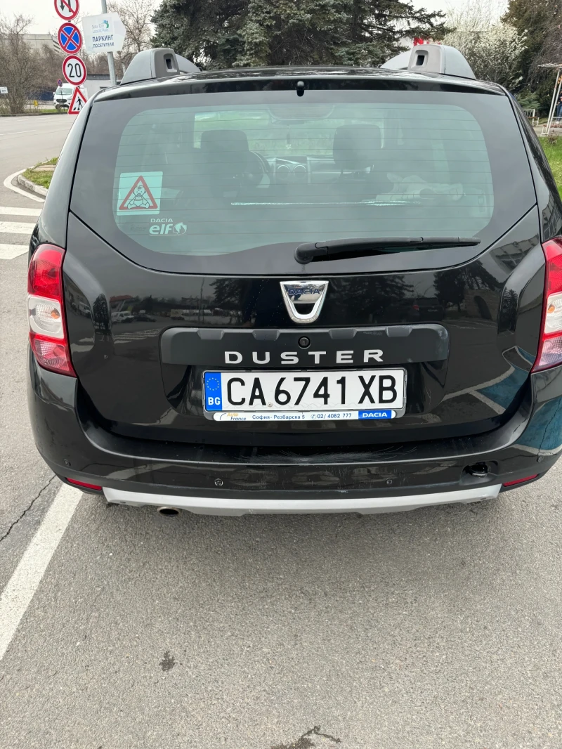 Dacia Duster, снимка 4 - Автомобили и джипове - 47696880