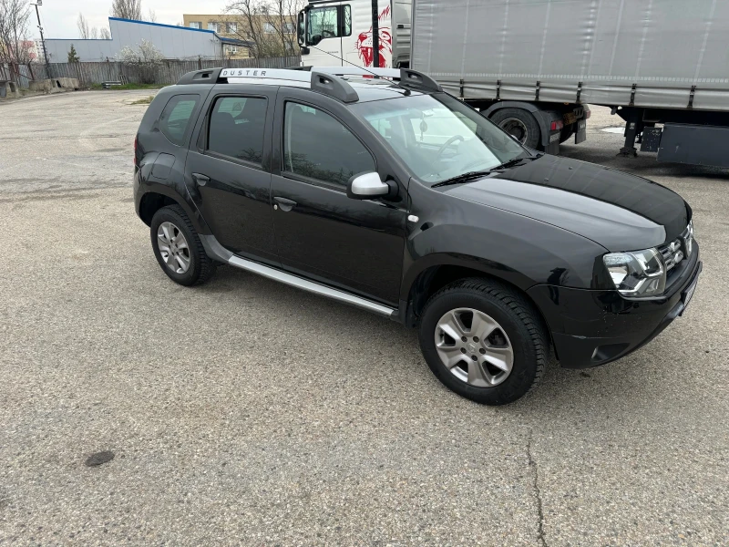 Dacia Duster, снимка 3 - Автомобили и джипове - 47696880