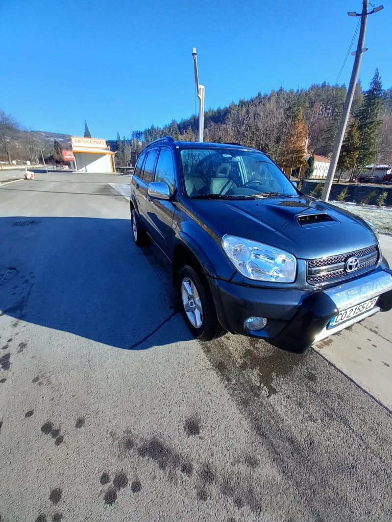 Toyota Rav4, снимка 7 - Автомобили и джипове - 48559462