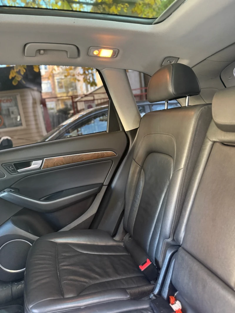 Audi Q5 2.0, снимка 3 - Автомобили и джипове - 52535137