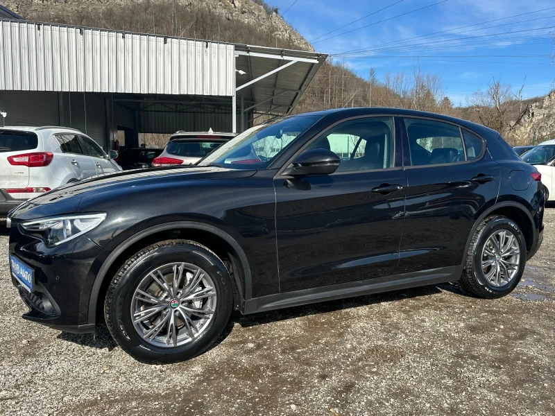 Alfa Romeo Stelvio 2.2D-4x4-АВТОМАТ-НАВИ-ЛЕД-ДИСТРОНИК-КАМЕРА-ПАРКТР, снимка 2 - Автомобили и джипове - 53497864