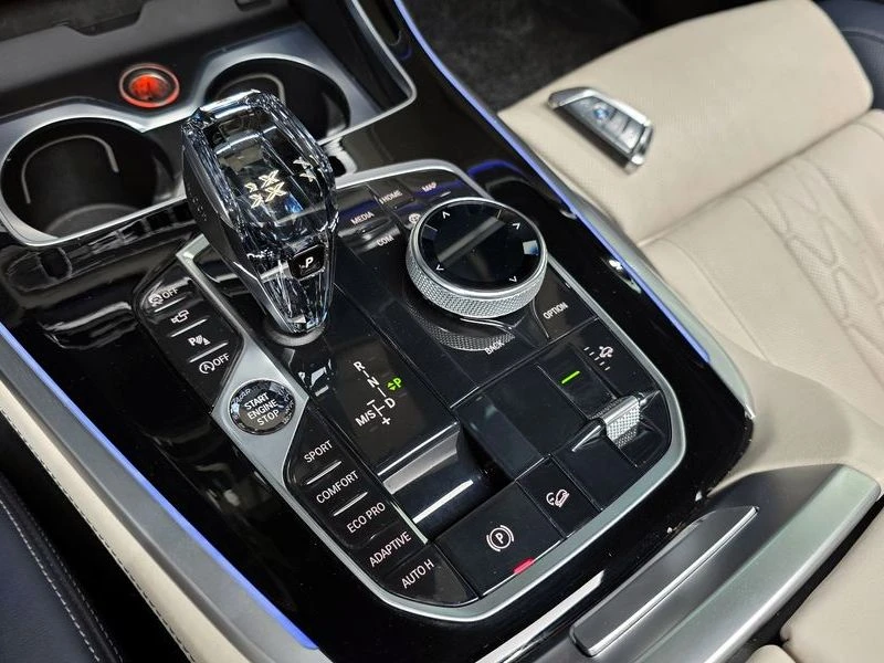 BMW X7 xDrive 30d M Sport First Edition| 265к.с.| ВКЛ.ТЕХ, снимка 9 - Автомобили и джипове - 55231199