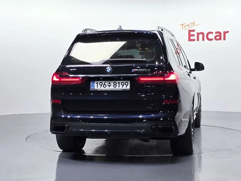BMW X7 xDrive 30d M Sport First Edition| 265к.с.| ВКЛ.ТЕХ, снимка 4 - Автомобили и джипове - 55231199