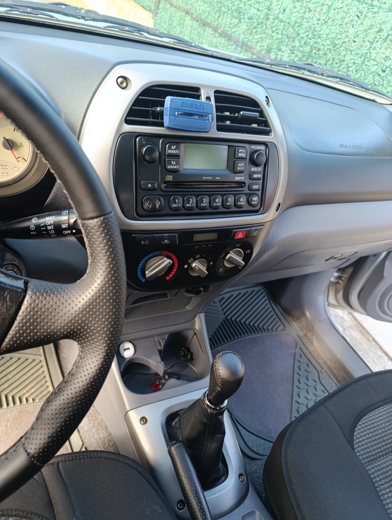 Toyota Rav4  - изображение 7