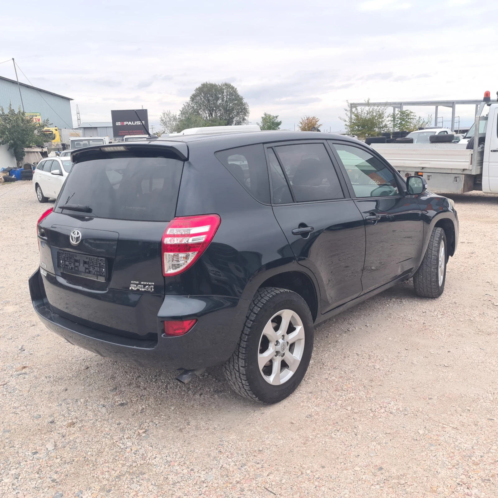 Toyota Rav4  - изображение 4
