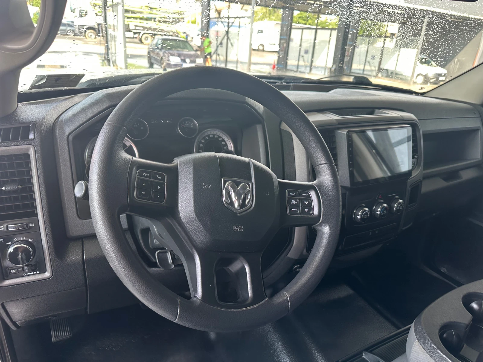 Dodge Ram 5.7 4x4, снимка 8 - Автомобили и джипове - 55381891