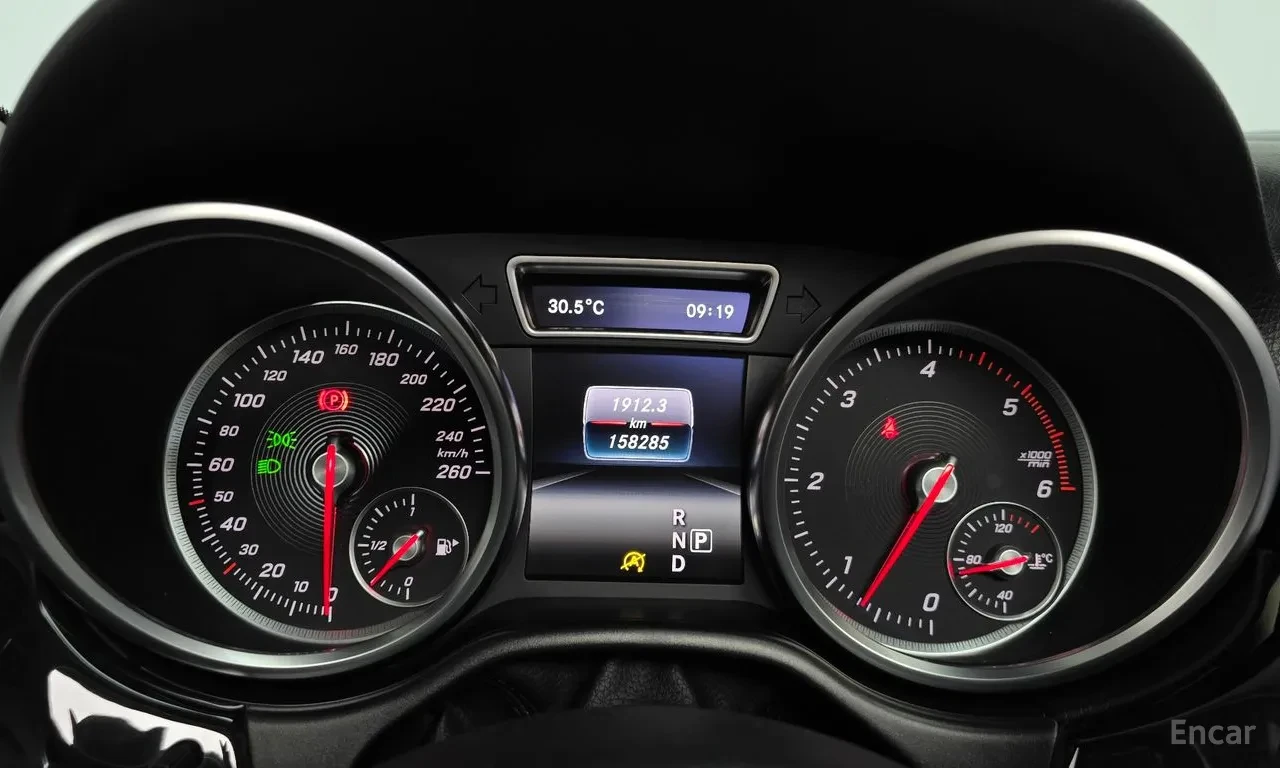 Mercedes-Benz GLE 350 панорама* кожен салон, снимка 15 - Автомобили и джипове - 55539243