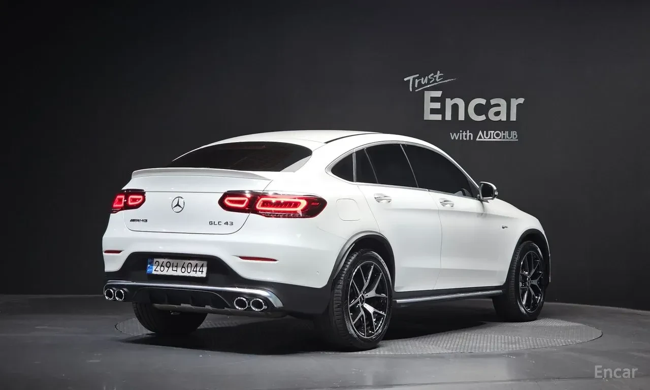 Mercedes-Benz GLC 43 AMG COUPE* BURMESTER* ДИСТРОНИК* ХЕДЪП* 360КАМЕРА* , снимка 2 - Автомобили и джипове - 55802451
