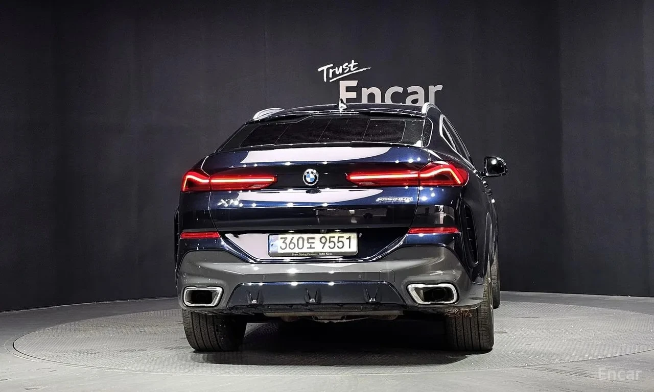 BMW X6 xDrive30d M Sport/LASER/ОБДУХВАНЕ/ПАНОРАМА/360, снимка 4 - Автомобили и джипове - 56084873