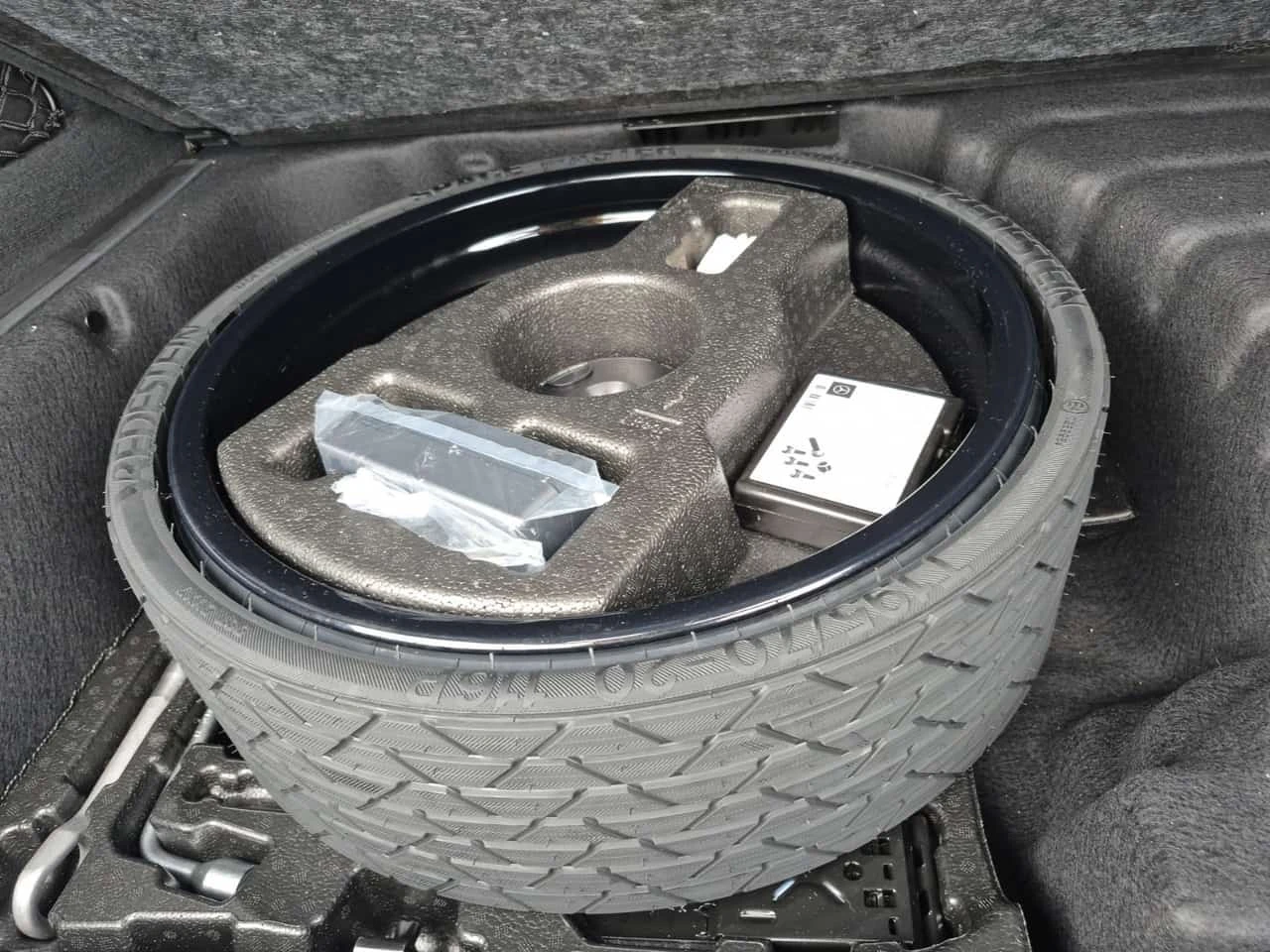 Mercedes-Benz GLE 53 4MATIC AMG * CARFAX * , снимка 15 - Автомобили и джипове - 56231863