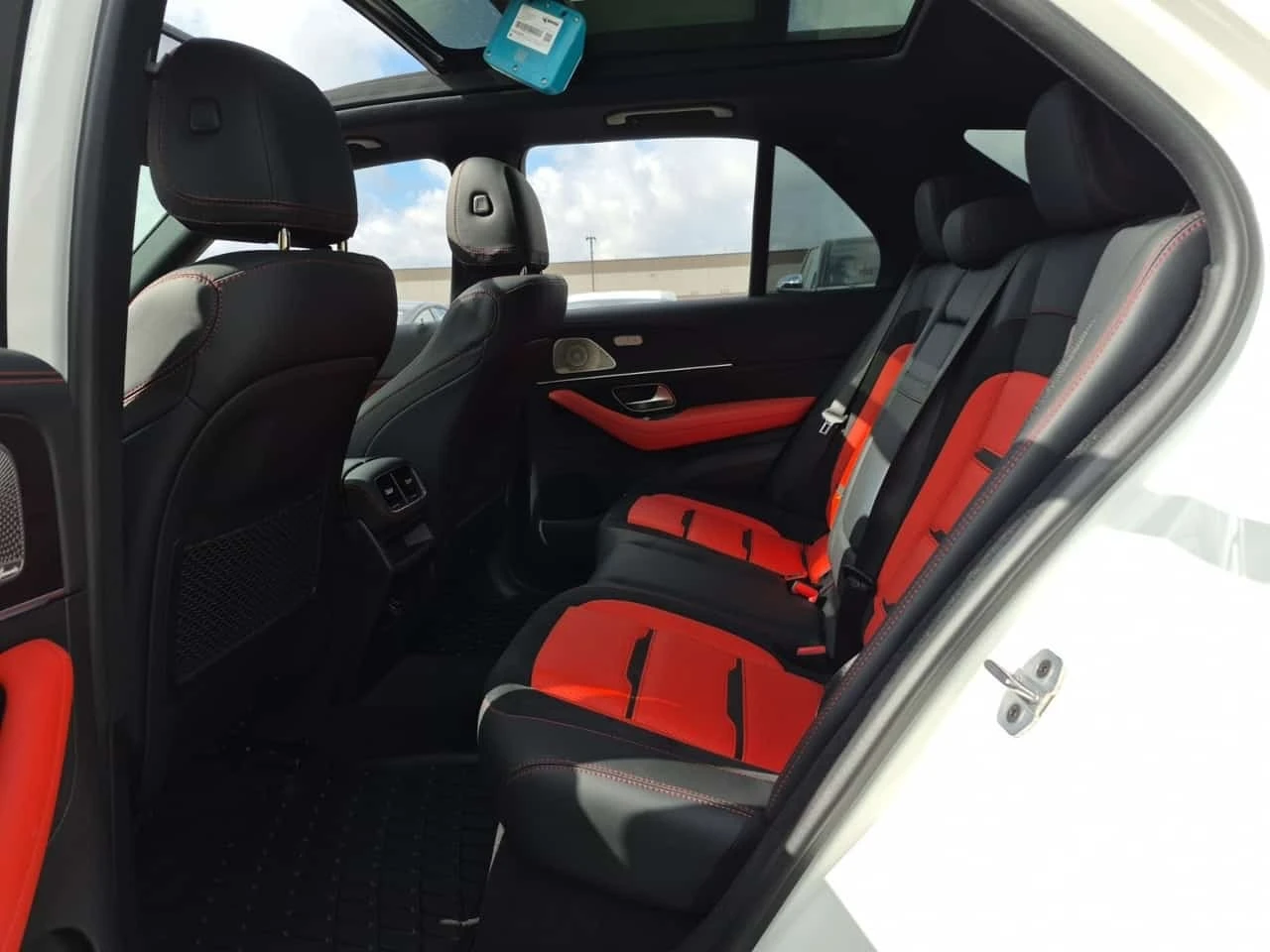 Mercedes-Benz GLE 53 4MATIC AMG * CARFAX * , снимка 9 - Автомобили и джипове - 56231863