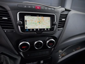 Iveco Daily 35S18 * HiMatic* LED* NAVI* Webasto* Distronic* Ca, снимка 12