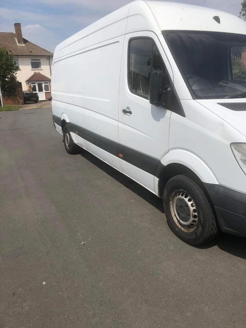 Mercedes-Benz Sprinter 311 Дълга база 2.2 diesel, снимка 4 - Бусове и автобуси - 39844985