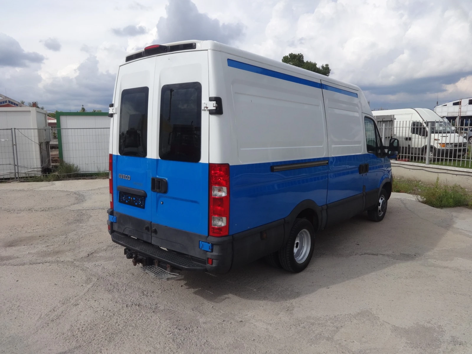 Iveco Daily 35C12  КАТ. * Б*  - изображение 7