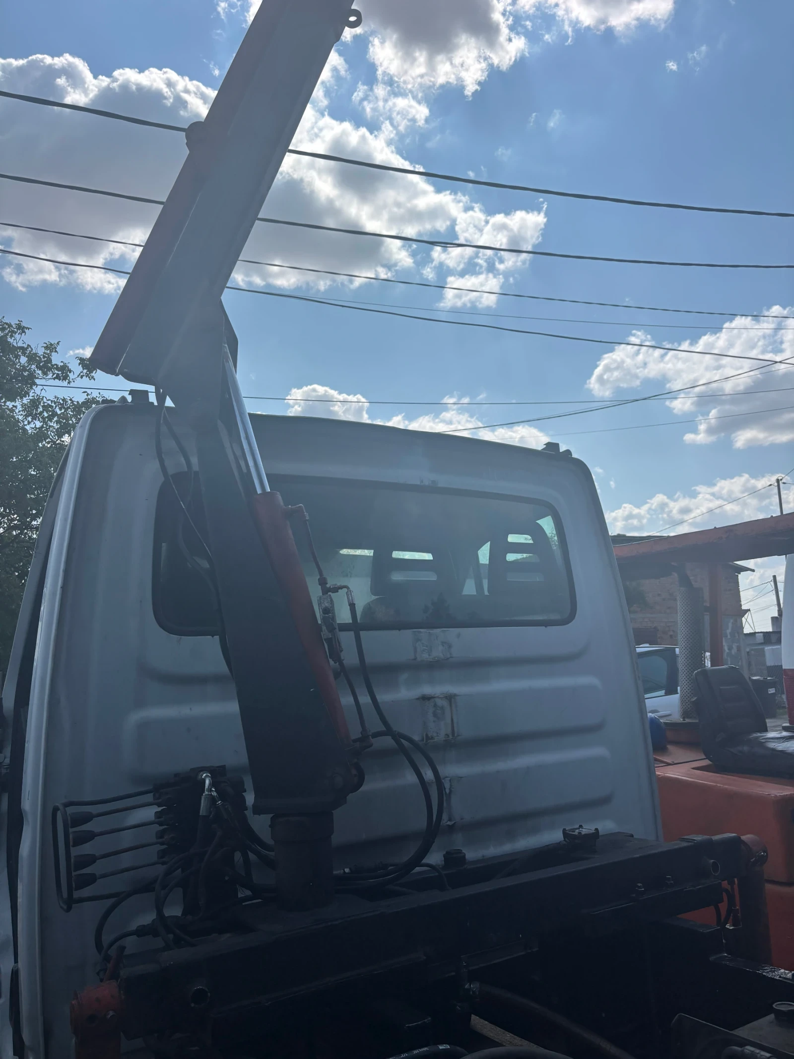 Iveco Daily 2.3 кран-самосвал - изображение 3