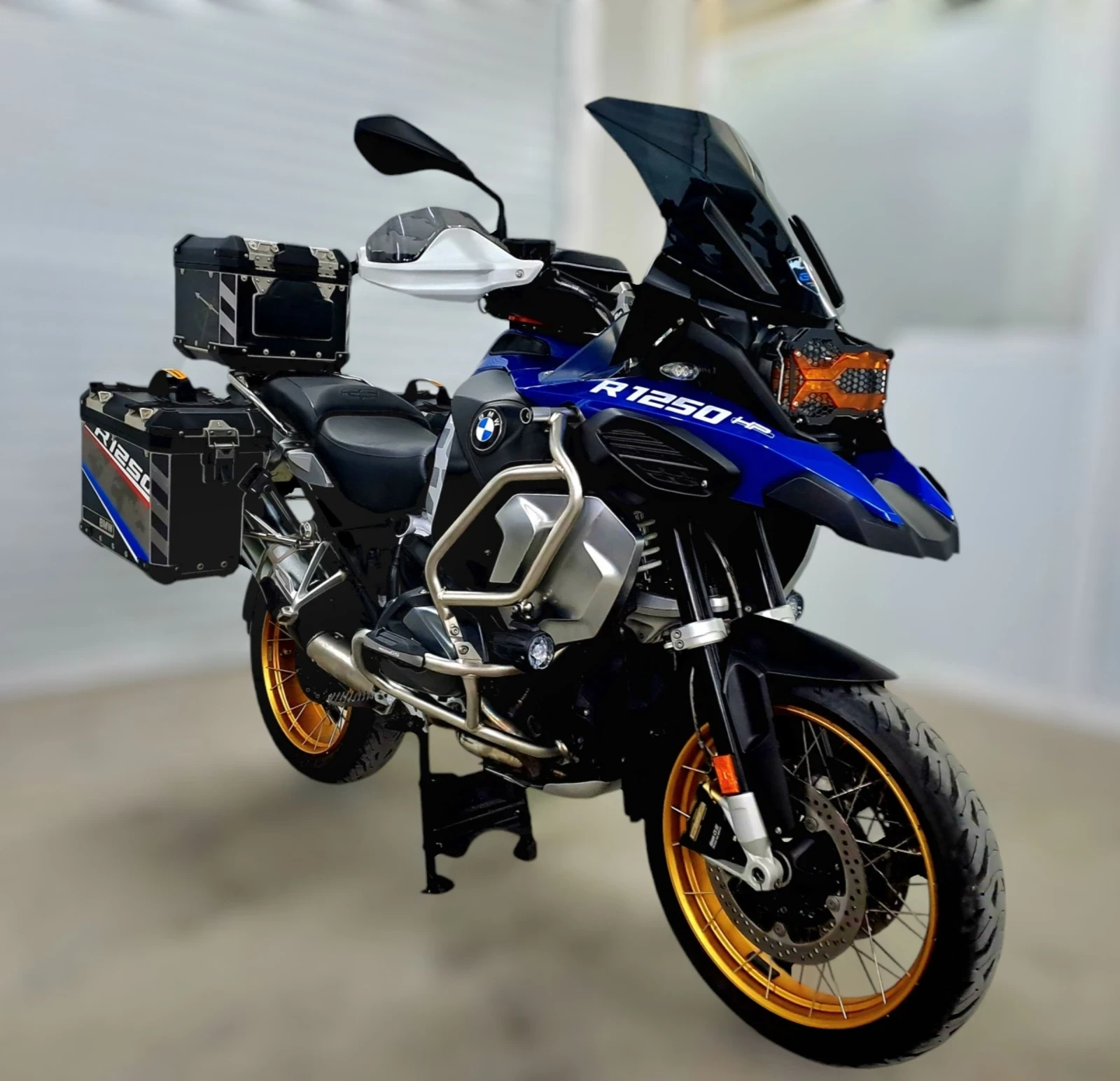 BMW R 1250 GS ADV HP 11000 km - изображение 2